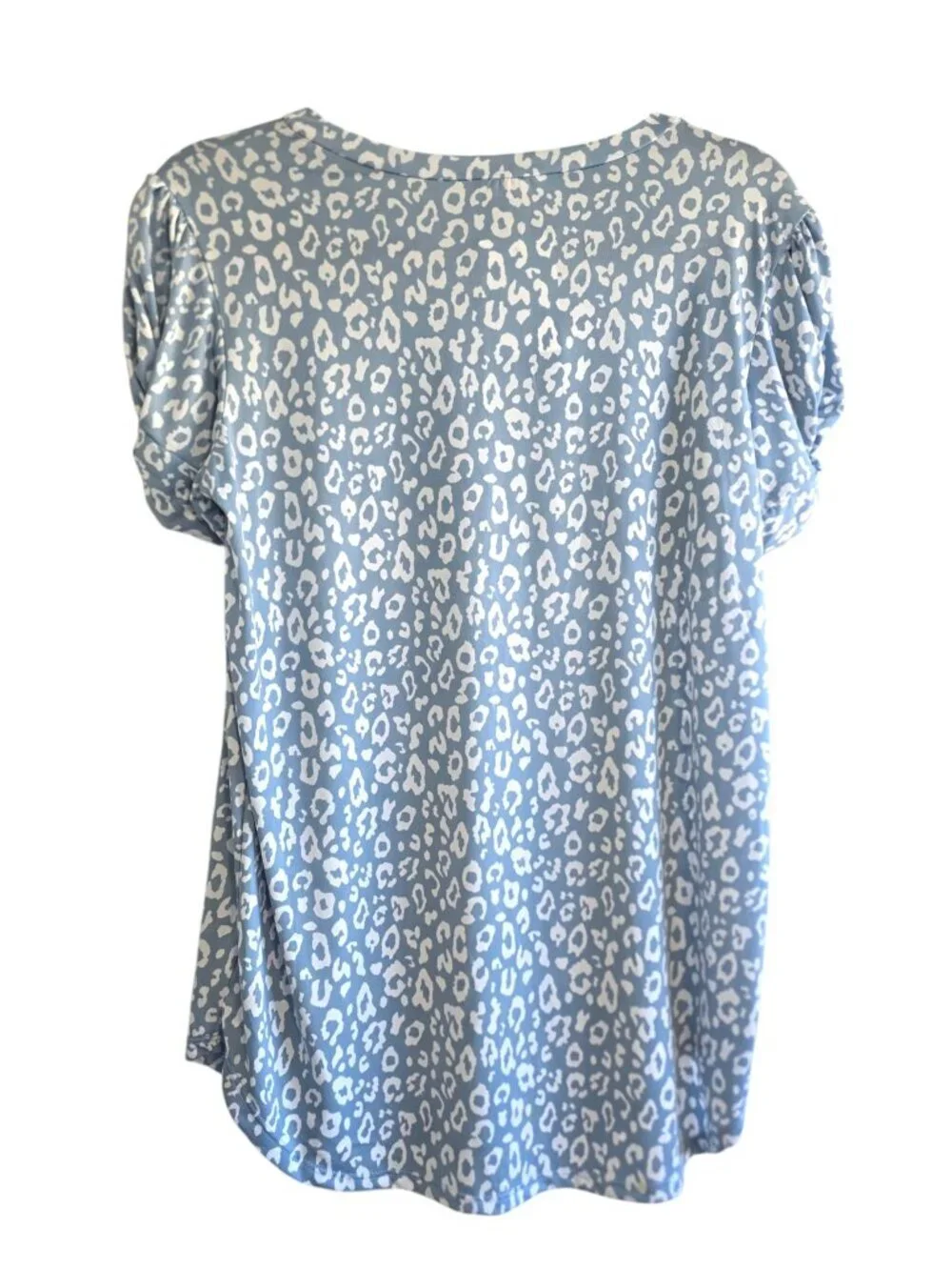 Perfectly Paisley Boutique Blue Leopard Top Short Sleeve Relaxed Fit Medium NWT - Picture 4 of 5
